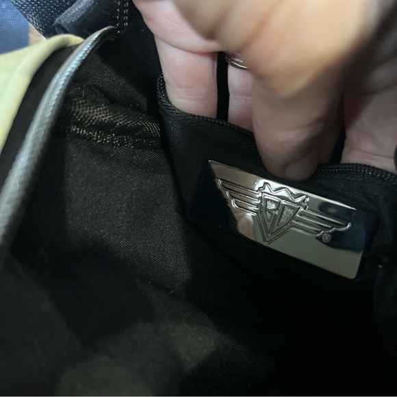 BUCKLEDOWN STAR WARS GROGU CROSSBODY BAG 6” X 2” X 8” - Picture 8 of 9